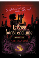 Twisted tale  epee dans enclume